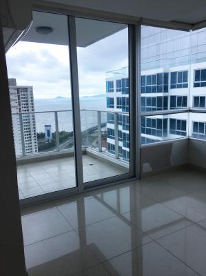 Top Towers, apartamento
