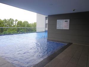 Altamar del Este, Área Metropolitana