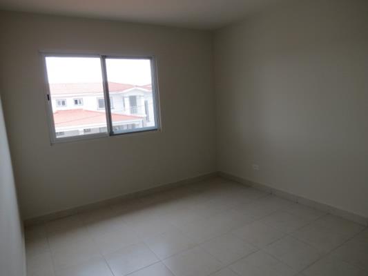 Versalles Oeste, La Chorrera