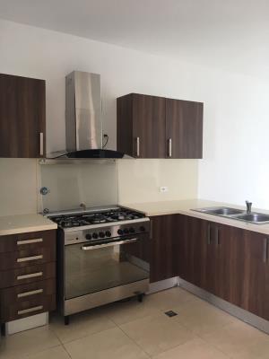 Oasis on the Bay, Metropolitan Area