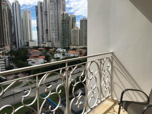 Pacific Blue, Punta Paitilla