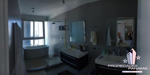 Yacht Club, apartment