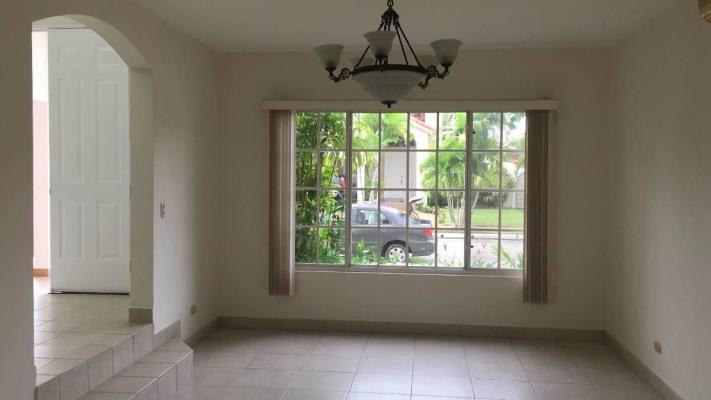 Costa Azul, Costa del Este