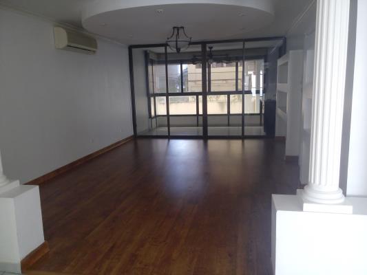 Crillon, Punta Paitilla