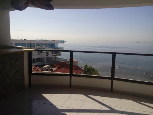 Crillon, Punta Paitilla