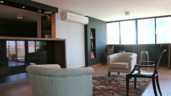 Torre Cosmos, Obarrio