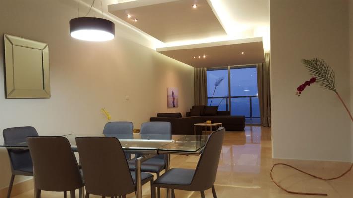 Yoo Panama, Avenida Balboa