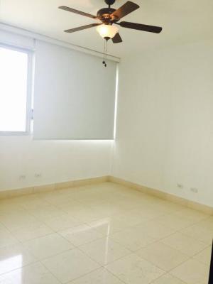 Ocean Two, Área Metropolitana