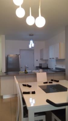 Waters on the bay, apartment