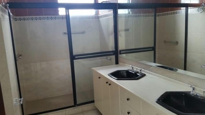 Los Delfines, apartamento