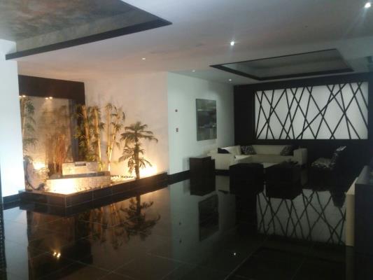 Ocean Sky, Metropolitan Area