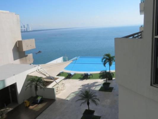 Oasis on the Bay, apartamento