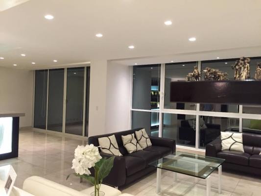 Vitri, Área Metropolitana