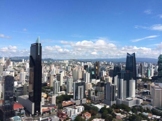 Waters on the bay, Avenida Balboa