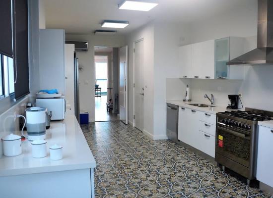 Pearl at the Sea, Área Metropolitana