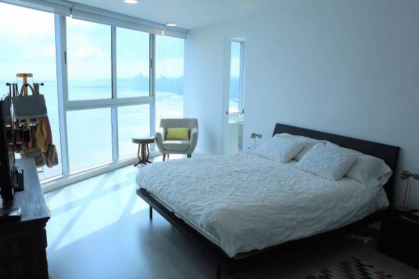 Pearl at the Sea, Área Metropolitana