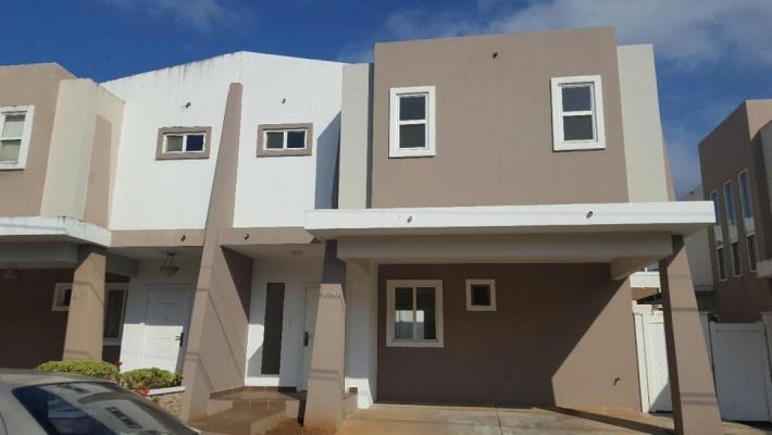 PH Everest, San Miguelito