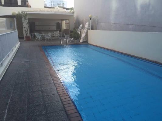 Condado Plaza, Metropolitan Area