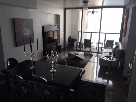 Yoo Panama, Avenida Balboa