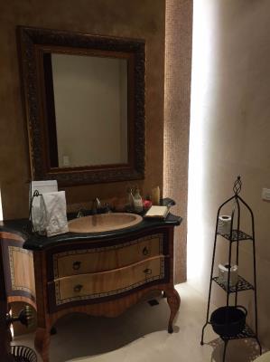 Gold point , Punta Pacifica