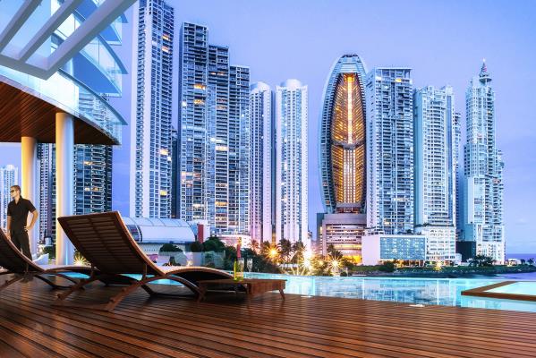 Ocean Front, Punta Paitilla