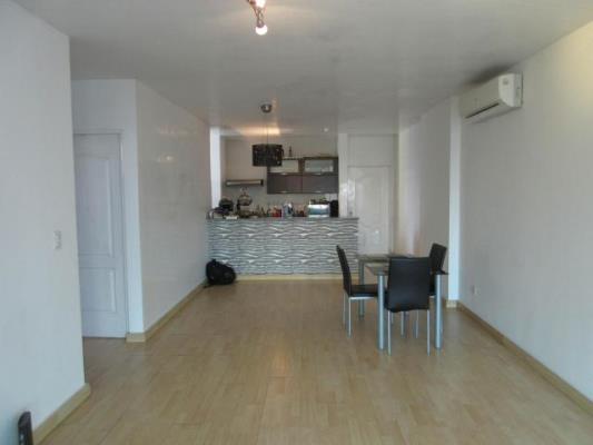 Metropolitan 1, apartment