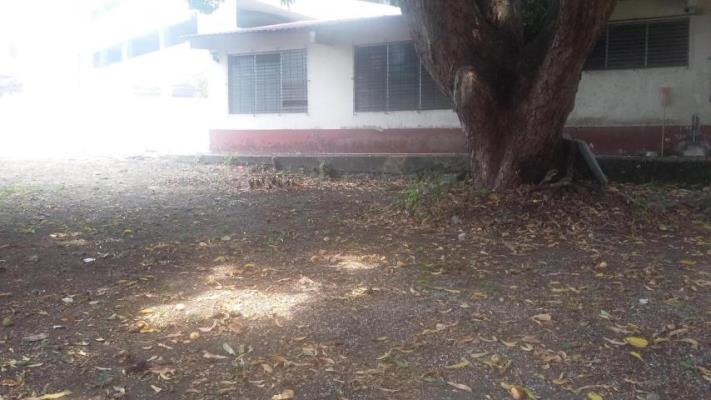 , Lot / Land for sell in Parque Lefevre | P247639