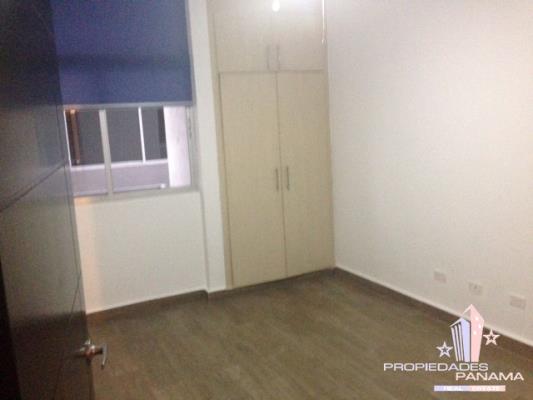 Luxor Tower, Metropolitan Area