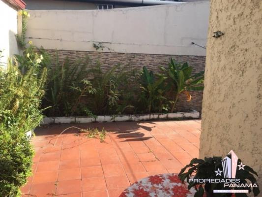 , Casa en alquiler en Parque Lefevre | P249816