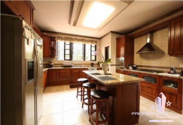 , Casa en venta en Pueblo Nuevo | P250572