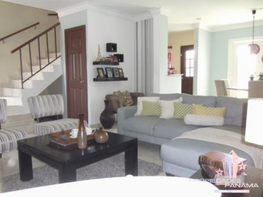 quintas del lago , Amelia Denis De Icaza