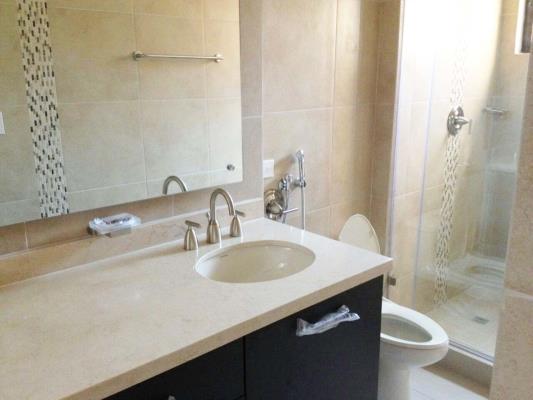 Embassy Club Courtyard, apartamento