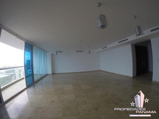 Pearl at the Sea, Metropolitan Area