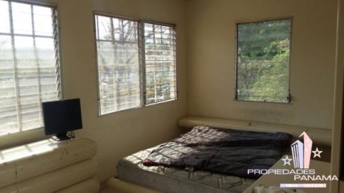 , Amelia Denis De Icaza