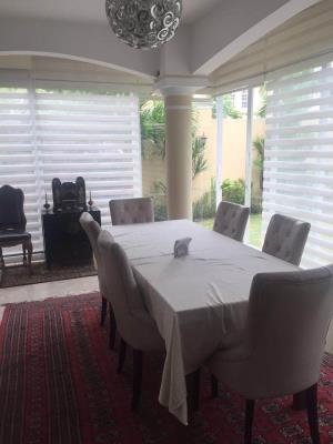 Costa Bay, Costa del Este