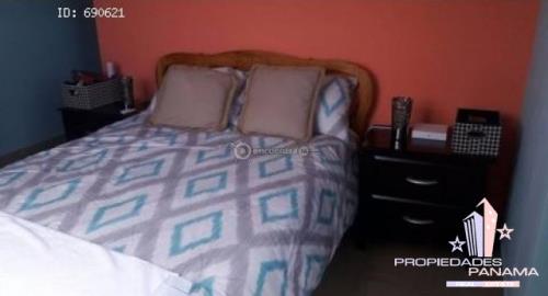 Urbis Tower, Metropolitan Area