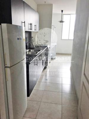 The Seawaves, Bella Vista