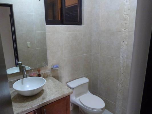 Embassy Club Garden, Ancón