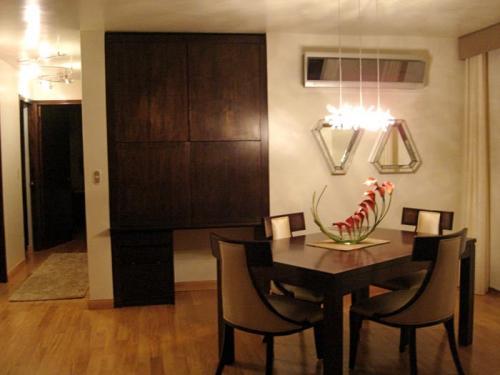 Sunrise Tower, Obarrio