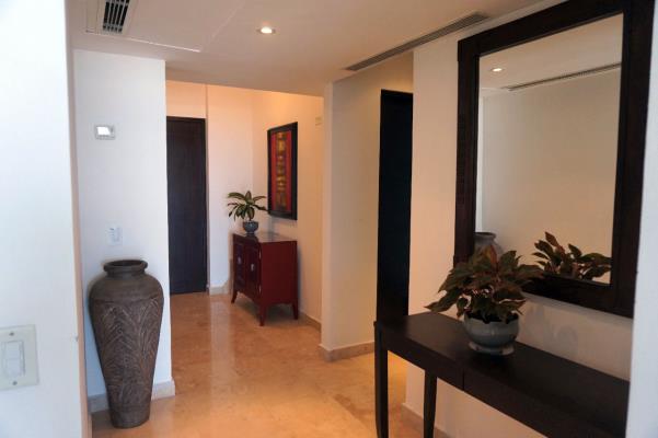 Sky Residences, Apartamento en alquiler en Avenida Balboa | Sky Residences -  P299845