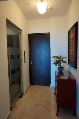 Sky Residences, Área Metropolitana