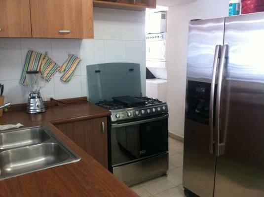 P. H. El Marq1, cuarto