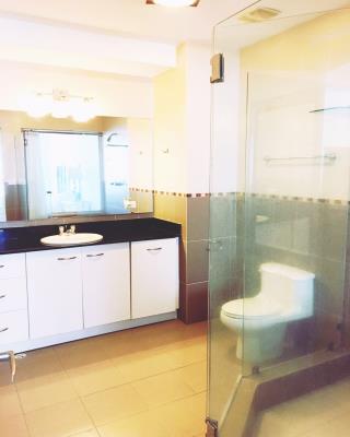 Bayfront  Tower, Avenida Balboa