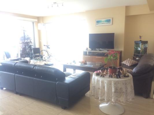 H2O on the ocean, apartamento