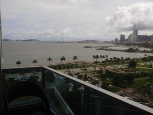 Bayfront  Tower, apartamento