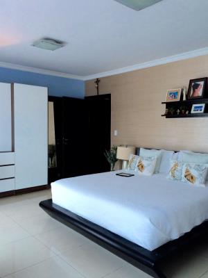 Lacosta, Costa del Este