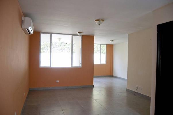 , House for sell in Rufina Alfaro | P313957