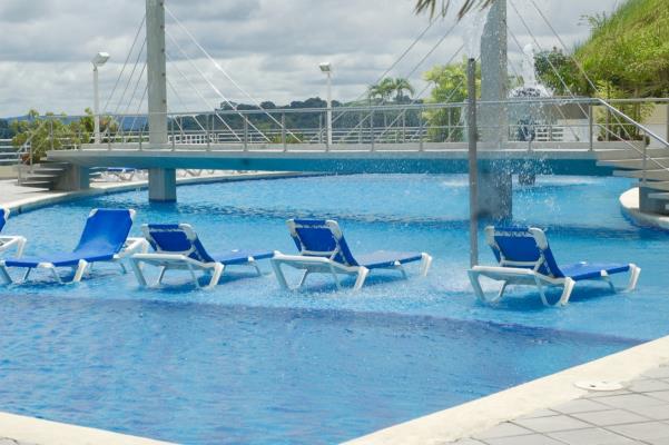 Altamira Gardens, apartment