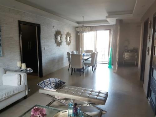 Embassy Village, apartamento