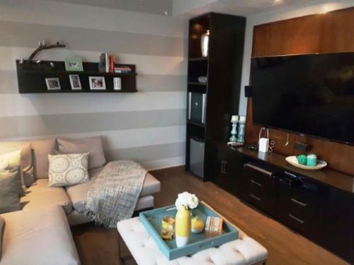 Embassy Village, Panamá